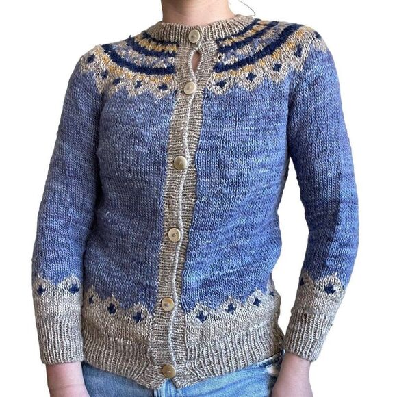 Vintage 1970s Womens Hand Knit Hand Spun Wool Blue Fair Isle Hippy Cardigan Sz S - Picture 1 of 9